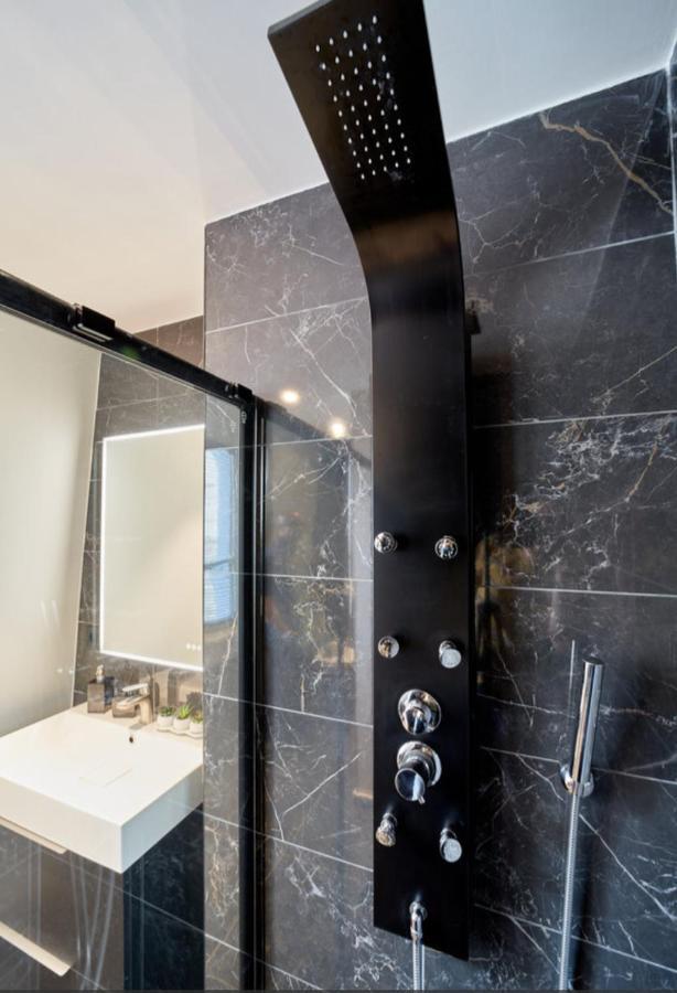 Les Perles Amienoises✩Black Pearl☆Hyper Centre☆ Amiens Luaran gambar